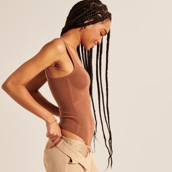 Abercrombie Bare Hardware Bodysuit 🤎 - Picture 5 of 5